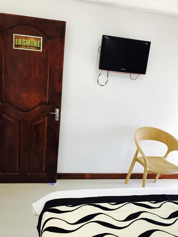 Aerizo Bungalow & Tours 누와라 엘리야 외부 사진