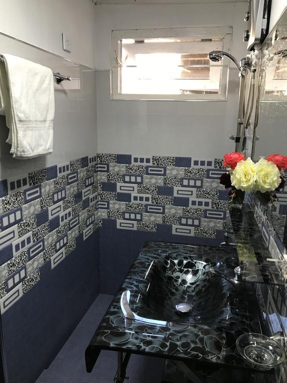 Aerizo Bungalow & Tours 누와라 엘리야 외부 사진